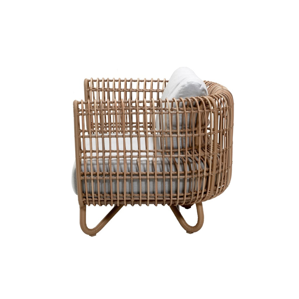 NEST Rattan-Gartenliegestuhl