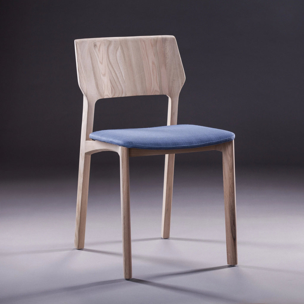 FIN Dining Chair in Oak Natural Soap - Artisan | Milola