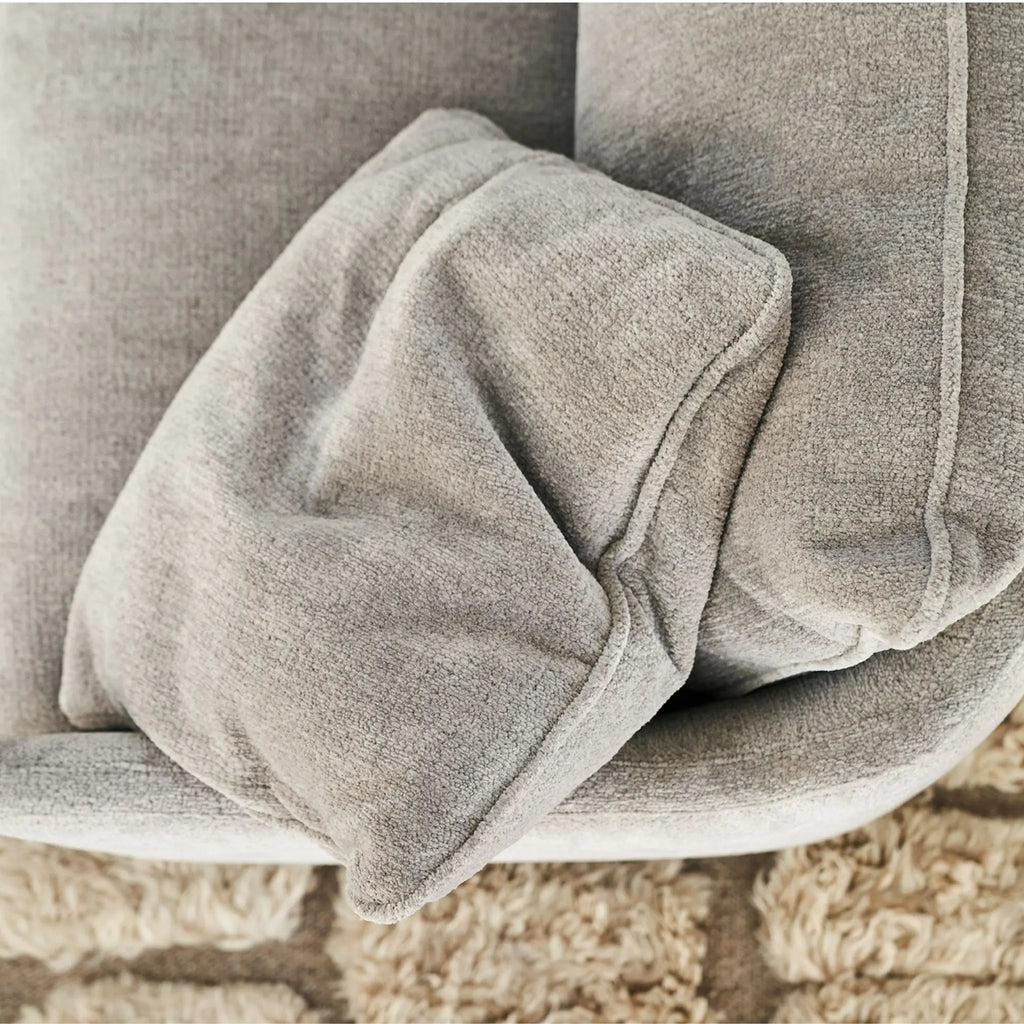 JULIA Sofa in Light Grey - Sits | Milola