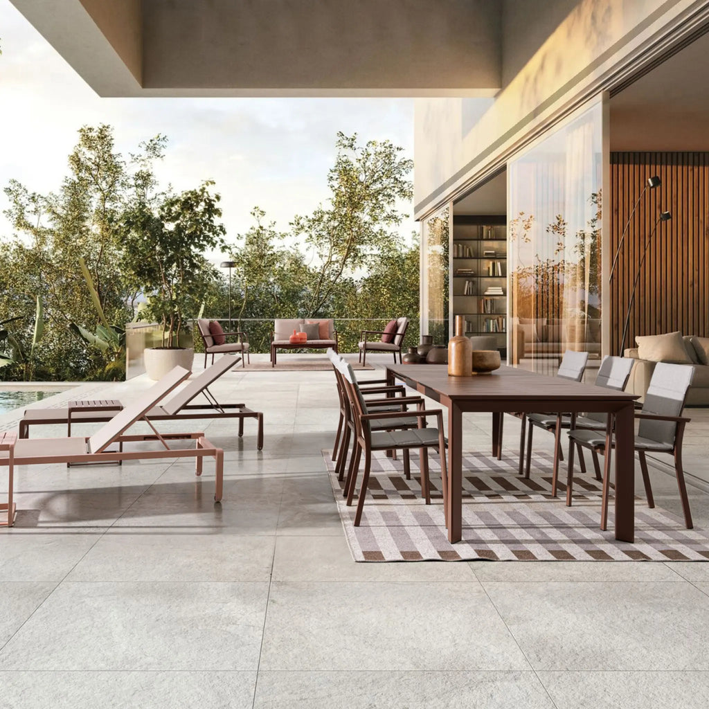 KONNOR Outdoor Extendable Dining Table Set in Teracotta - Bizzotto | Milola