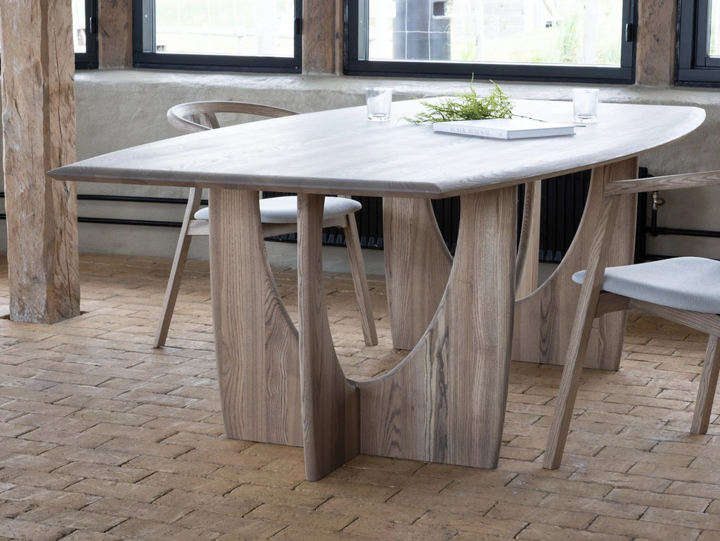 LONGBOAT Extendable Dining Table