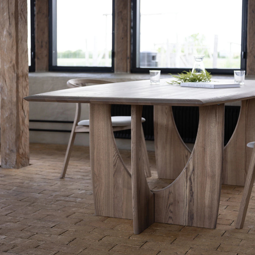 LONGBOAT Extendable Dining Table