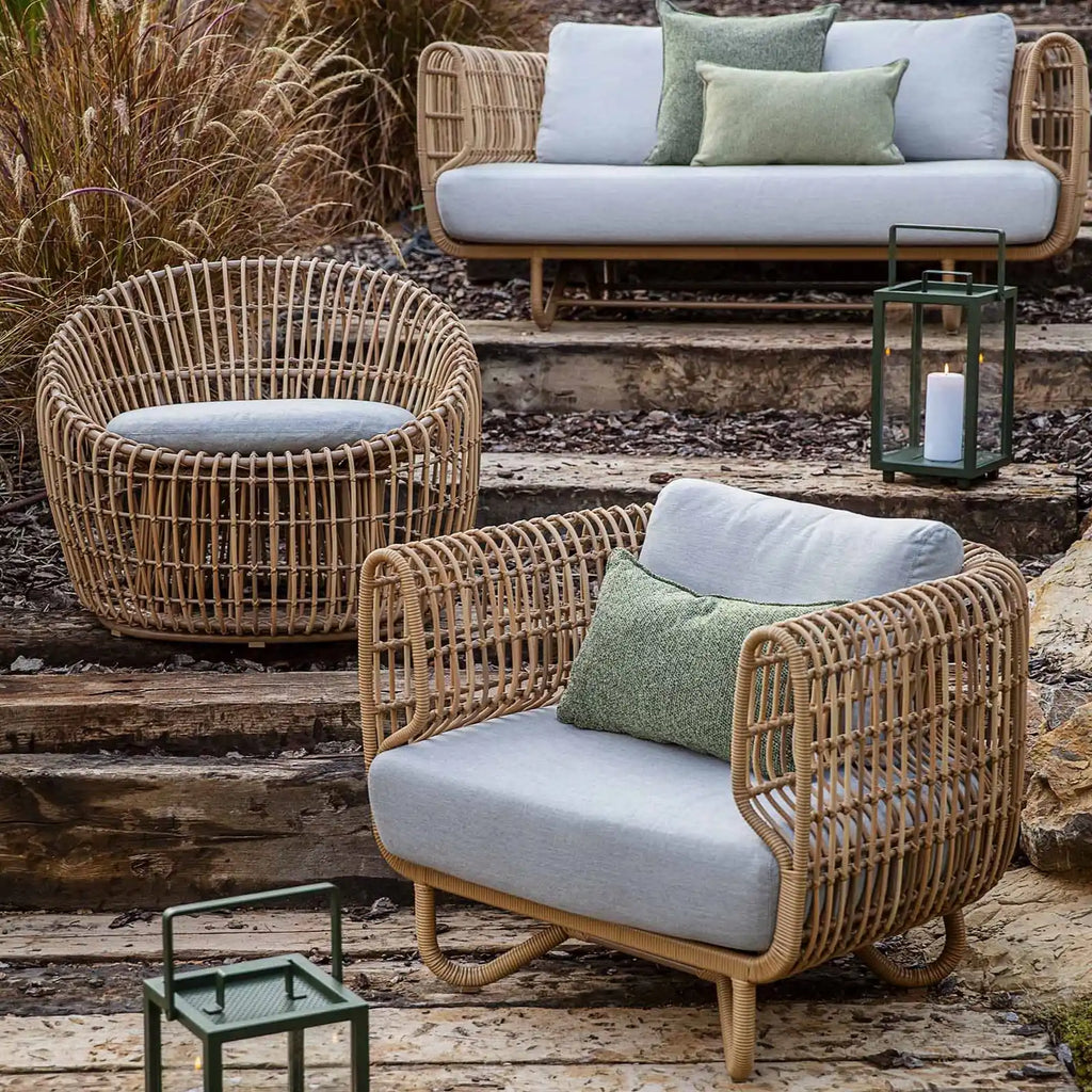 NEST Rattan-Gartenliegestuhl