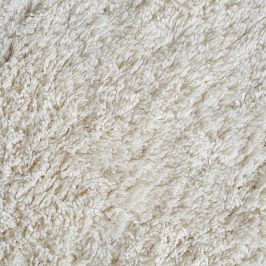 VANTAA Rug - Shaggy White Design - Linie Design | Milola