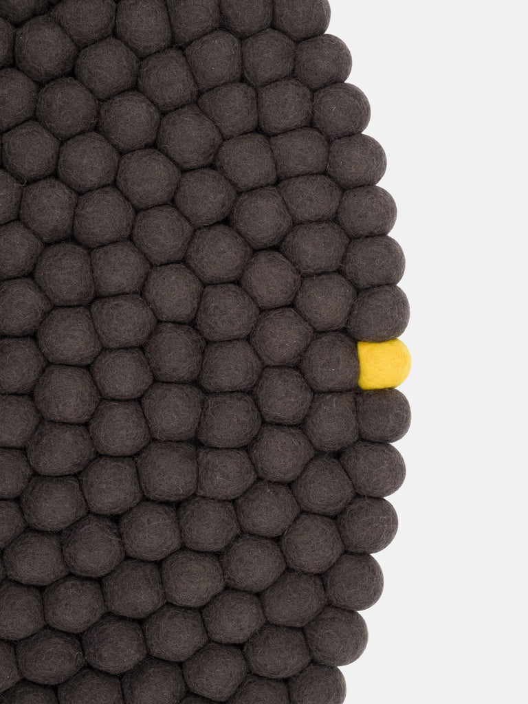 ANTHRACITE BIG ONE Round Felt Ball Rug 120cm - OUTLET